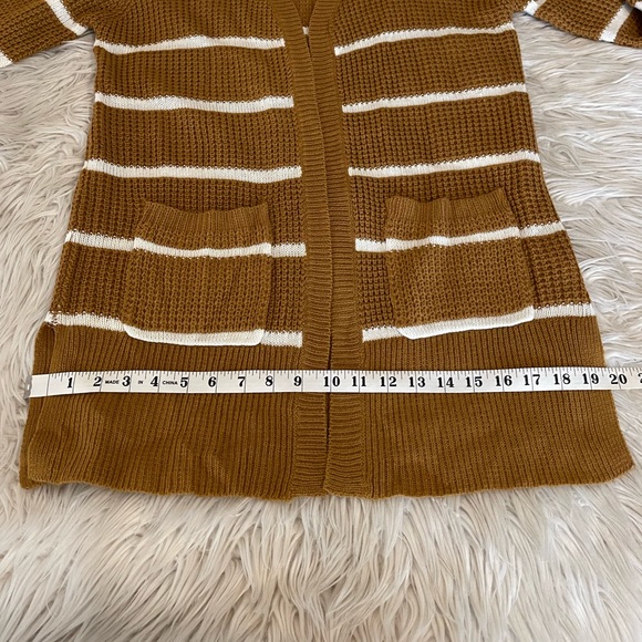 Pink Rose | Striped Cardigan - Picture 8 of 13